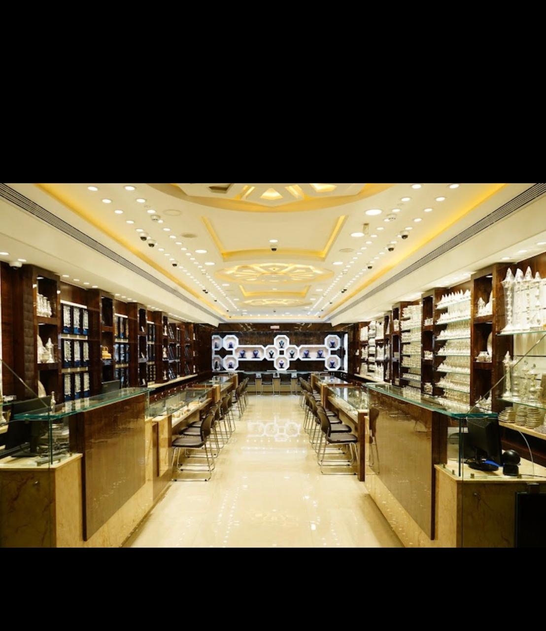 Raasi Jewellers showroom building exterior